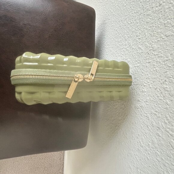 Marcy McKenna Hamptons Collection Mini Beauty Case SAGE GREEN nwt - Picture 6 of 8